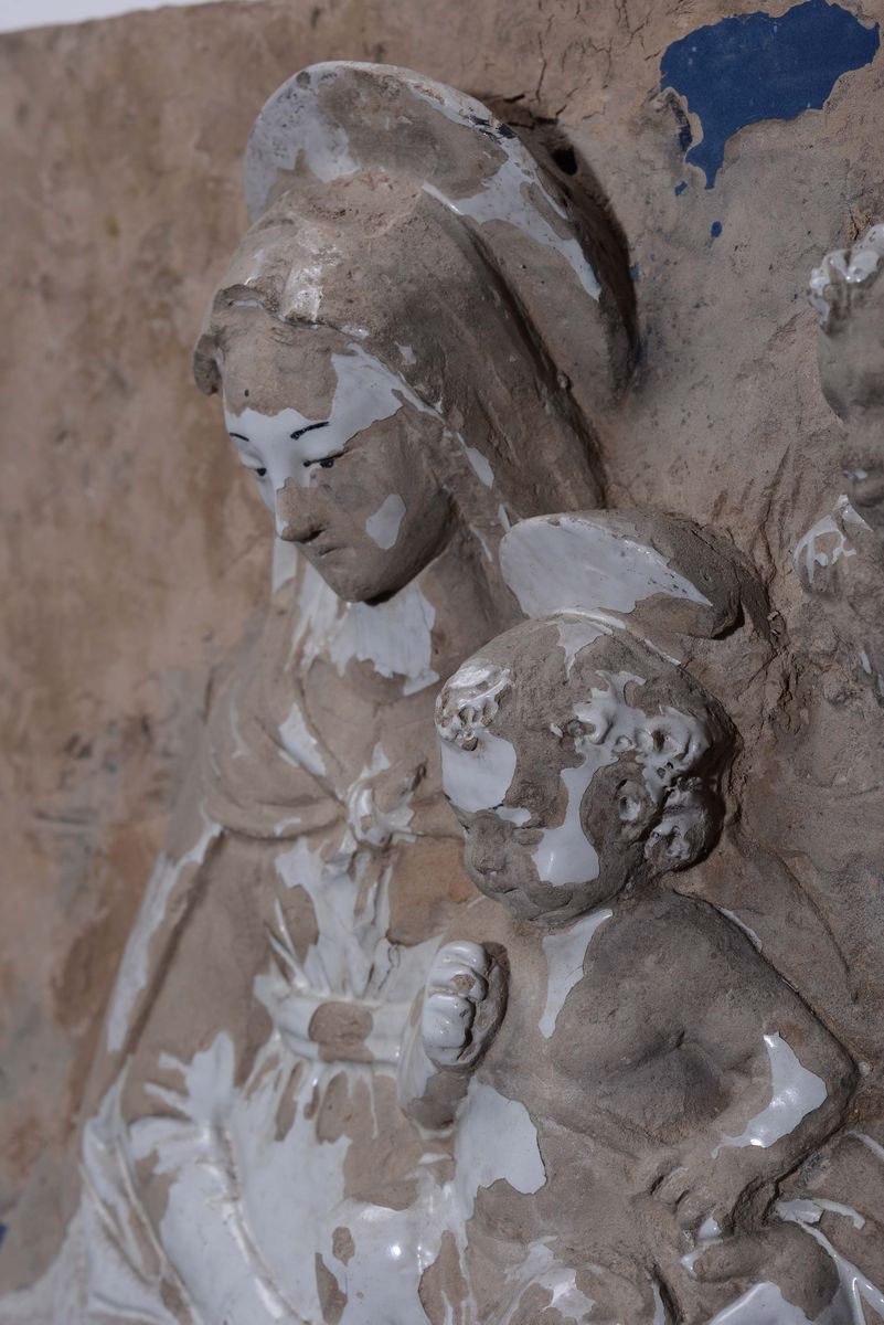 Benedetto Buglioni, Attribuito A, Firenze XV Secolomadonna con Bambino e Angeli