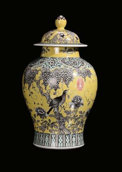 Potiche in Porcellana Policroma Dayazhai, Cina, Dinastia Qing, Marca e del Periodo Guangxu (1875-...