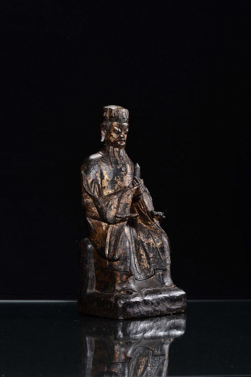 Scultura in Bronzo Raffigurante Dignitario Seduto, Cina, Dinastia Ming, XVII Secolo