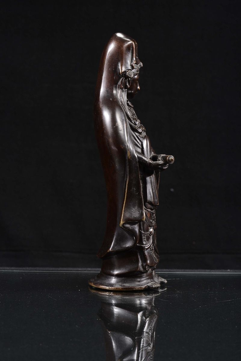Scultura in Bronzo Raffigurante Guanyin, Cina XX Secolo