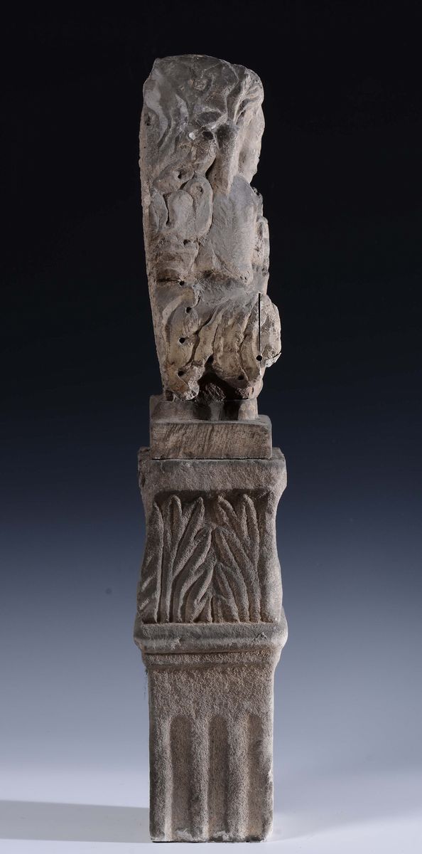 Scultore Veneziano del XIV Secoloangelo Pantocrate