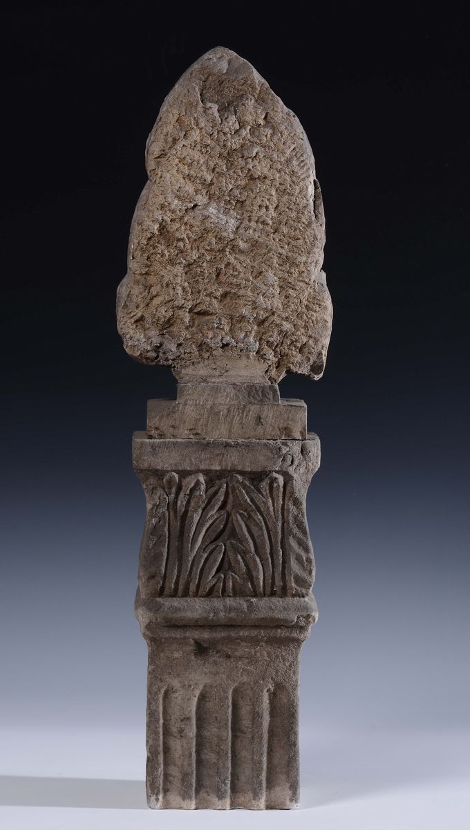 Scultore Veneziano del XIV Secoloangelo Pantocrate