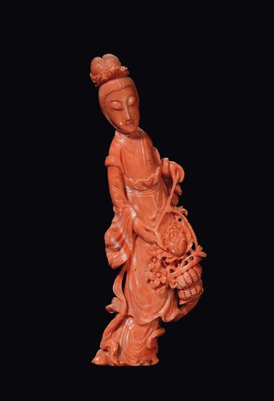 Figura di Guanyin in Corallo, Cina, Dinastia Qing, Inizio XX Secolo