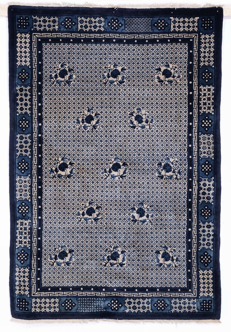 Tappeto cinese, metà XX secolo  - Auction Ancient Carpets - Cambi Casa d'Aste