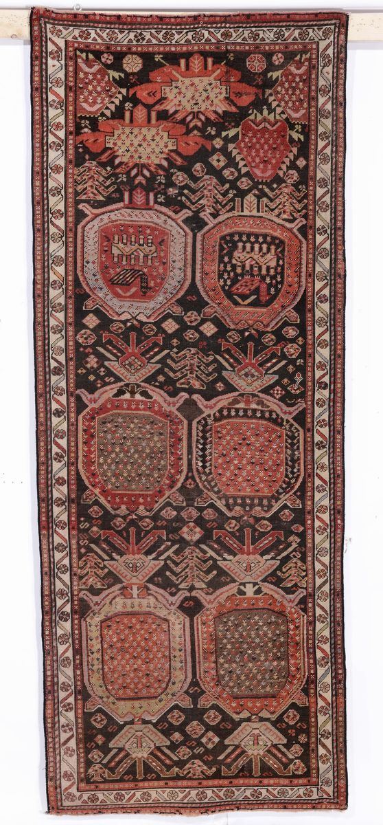 A Karabagh rug, Caucasus early 20th century,  - Auction Time Auction 4-2014 - Cambi Casa d'Aste