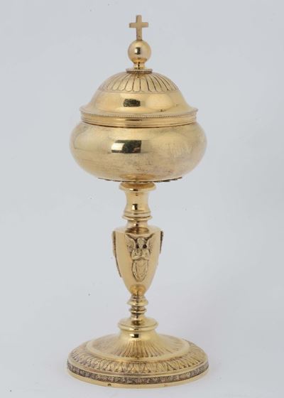 Pisside Neoclassica in Argento Dorato Fuso, Sbalzato e Cesellato, Roma XIX Secolo