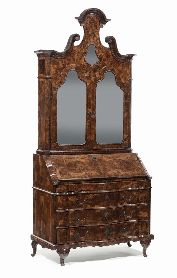 Trumeau Luigi XIV lastronato in radica di noce, Veneto XVIII secolo