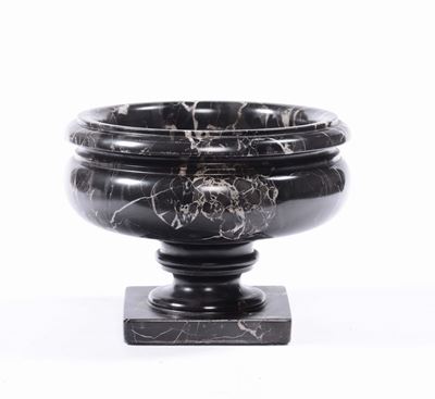 Vaso a Coppa Larga in Marmo Nero Marquigna, XX Secolo