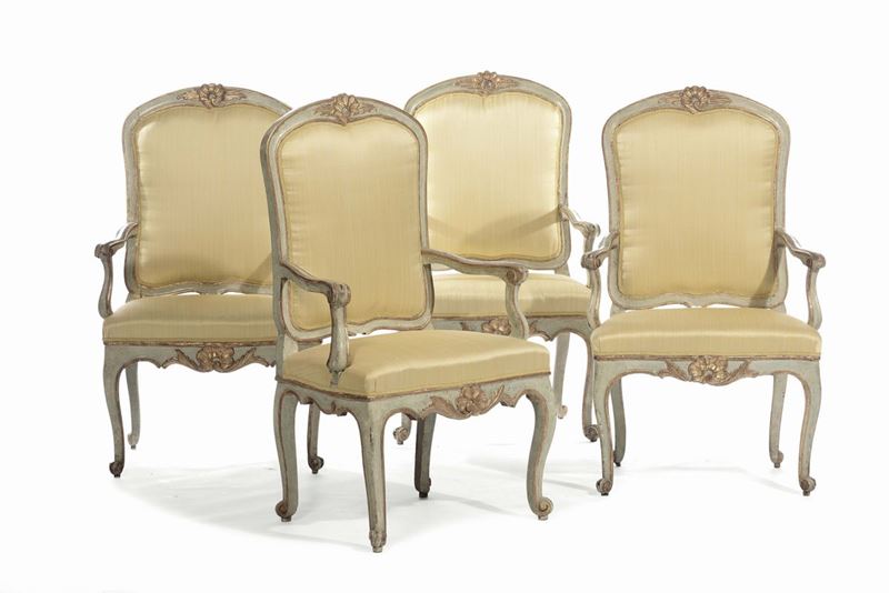 Gruppo di quattro poltrone in legno laccato, intagliato e dorato, arte italiana del XVIII secolo  - Auction Fine Selection - I - II - Cambi Casa d'Aste