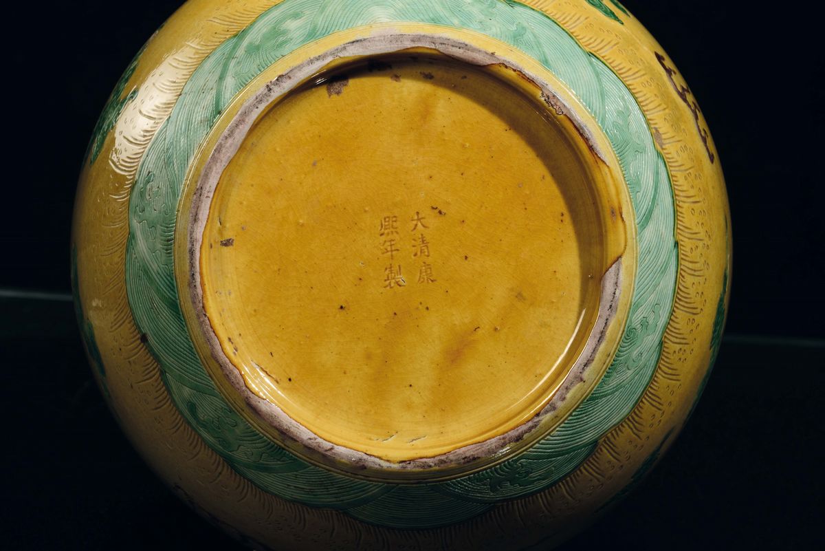 Coppia di Vasi a Zucca a Fondo Giallo, Cina, XX Secolo
