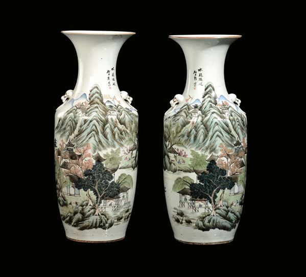A pair of polychrome porcelain vases with landscapes, China, Qing Dynasty, 19th century