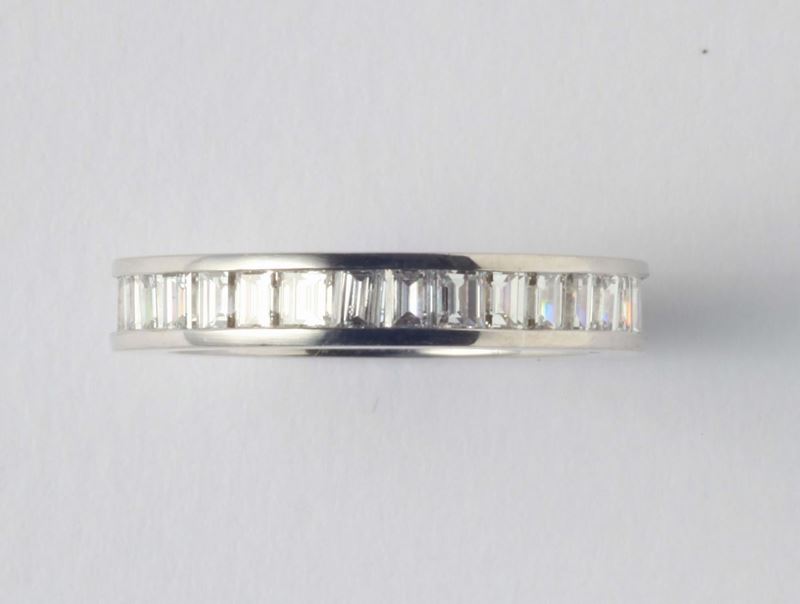 Eternity diamond ring  - Auction Silver, Watches, Antique and Contemporary Jewelry - Cambi Casa d'Aste