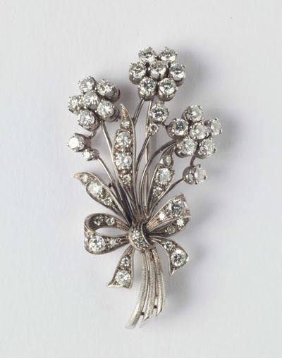 Spilla con Diamanti a Soggetto Floreale