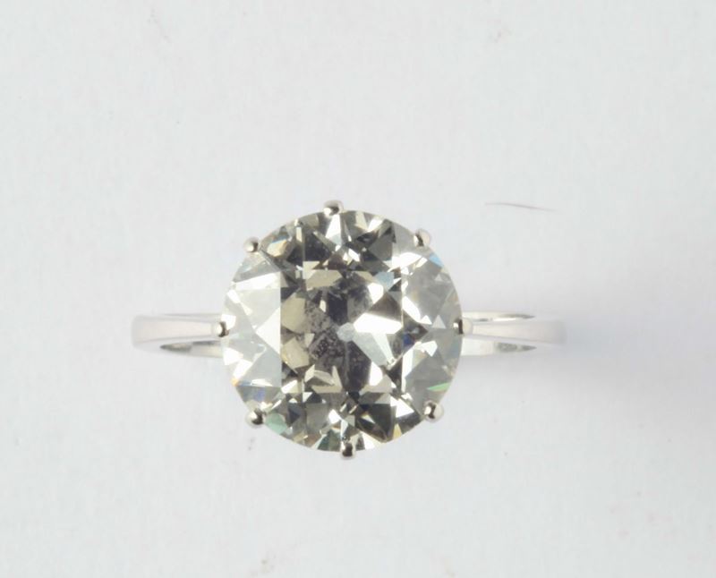 Anello solitaire con diamante di vecchio taglio di ct 3,20  - Asta Argenti, Orologi e Gioielli Antichi e Contemporanei - Cambi Casa d'Aste