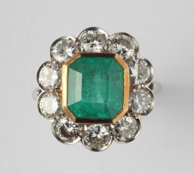 Anello con Smeraldo Colombiano di Ct 3,50
