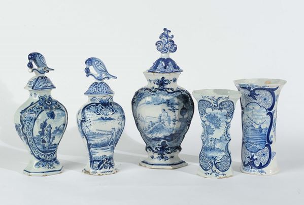 Cinque vasi in maiolica, Delft XVIII/XIX secolo