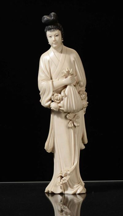 Figura Orientale in Avorio, Cina XX Secolo