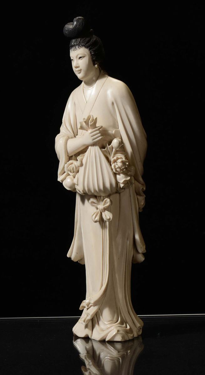 Figura Orientale in Avorio, Cina XX Secolo