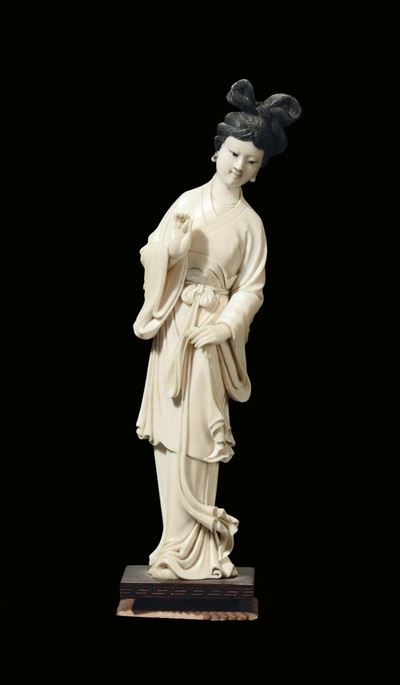 Figura Orientale in Avorio, Cina XX Secolo