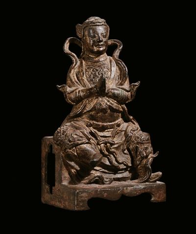 Scultura in Bronzo Dorato Raffigurante Simhanada-avalokitesvara, Cina, Dinastia Ming, XVII Secolo