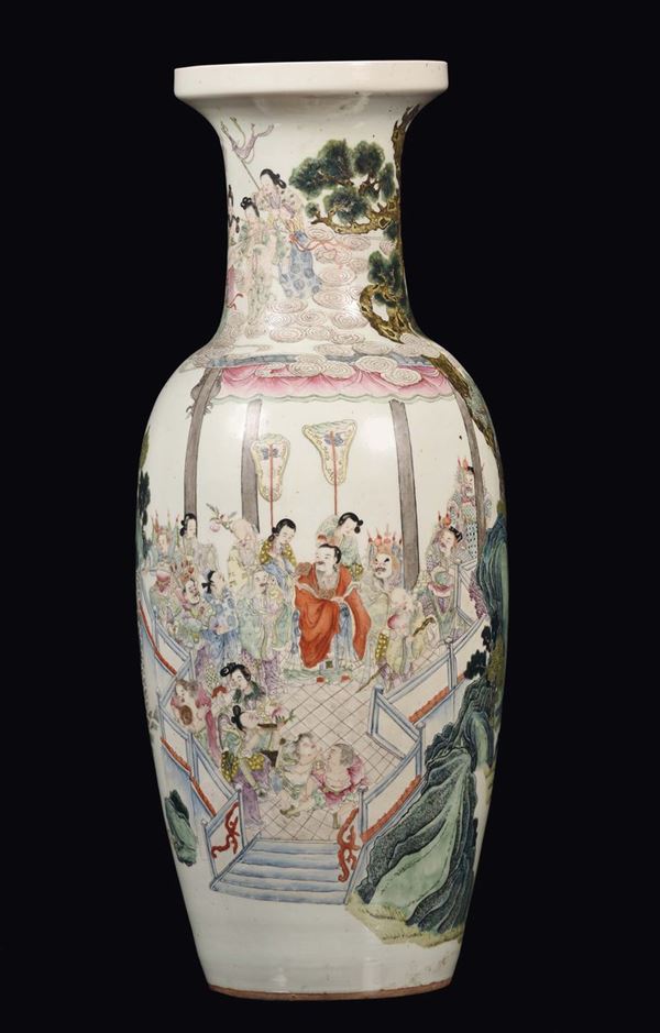 Grande vaso in porcellana policroma Famiglia Verde decorato con raffigurazione di scene di vita orientale , Cina, fine XVIII secolo