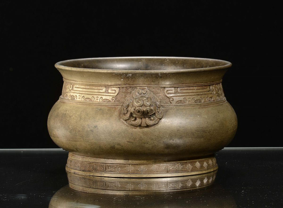 Incensiere in Bronzo Decorato con Incisioni, Cina, Dinastia Ming, XVII Secolo