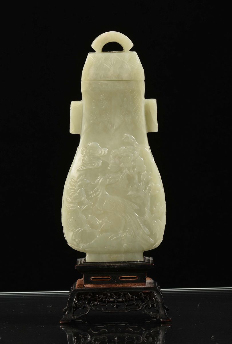 Vaso con Coperchio in Giada Gialla, Cina, XX Secolo