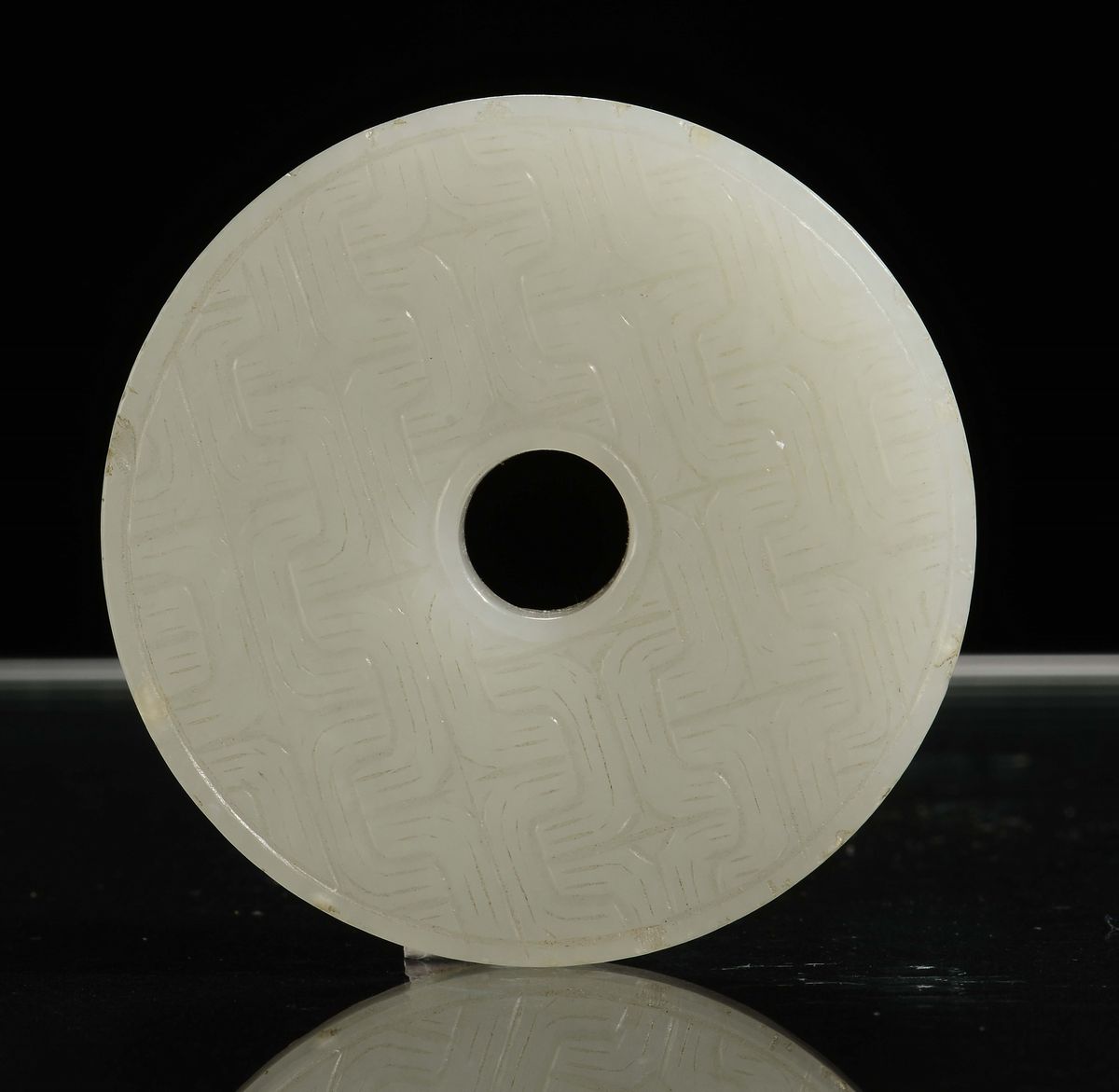 Disco Pi in Giada Bianca Scolpita con Drago, Cina, Dinastia Qing, XIX Secolo