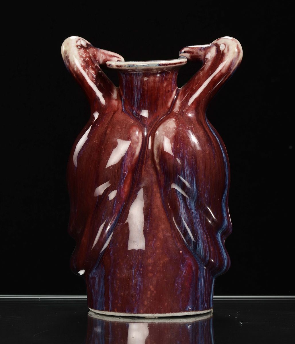 Vaso in Porcellana con Decoro Flambè Anse a Guisa di Volatili, Cina, XIX Secolo