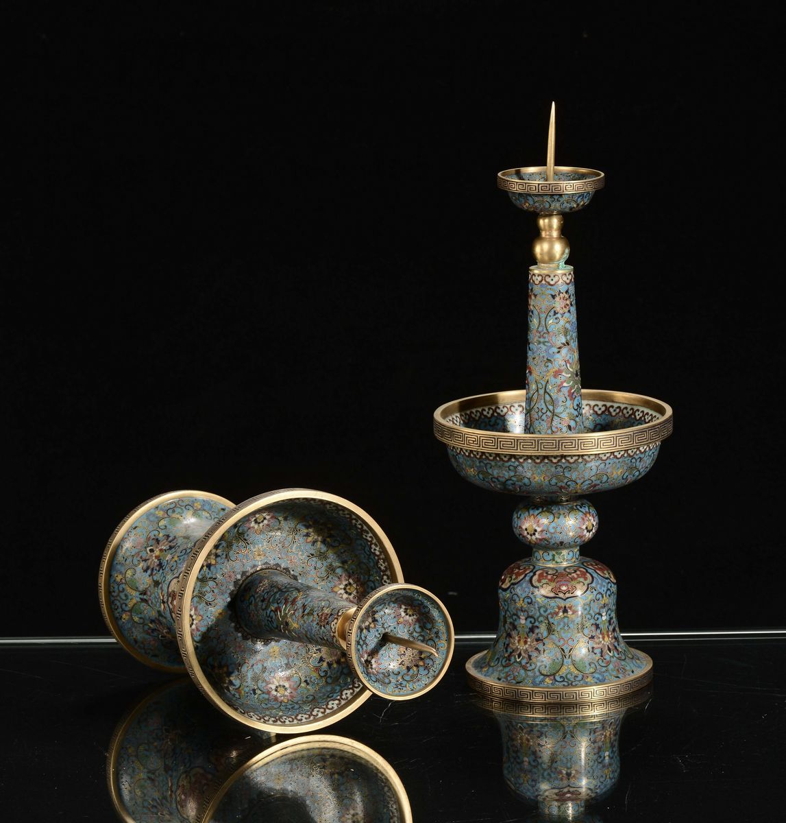 Coppia di Alzatine Cloisonné, Cina, Dinastia Qing, XIX Secolo