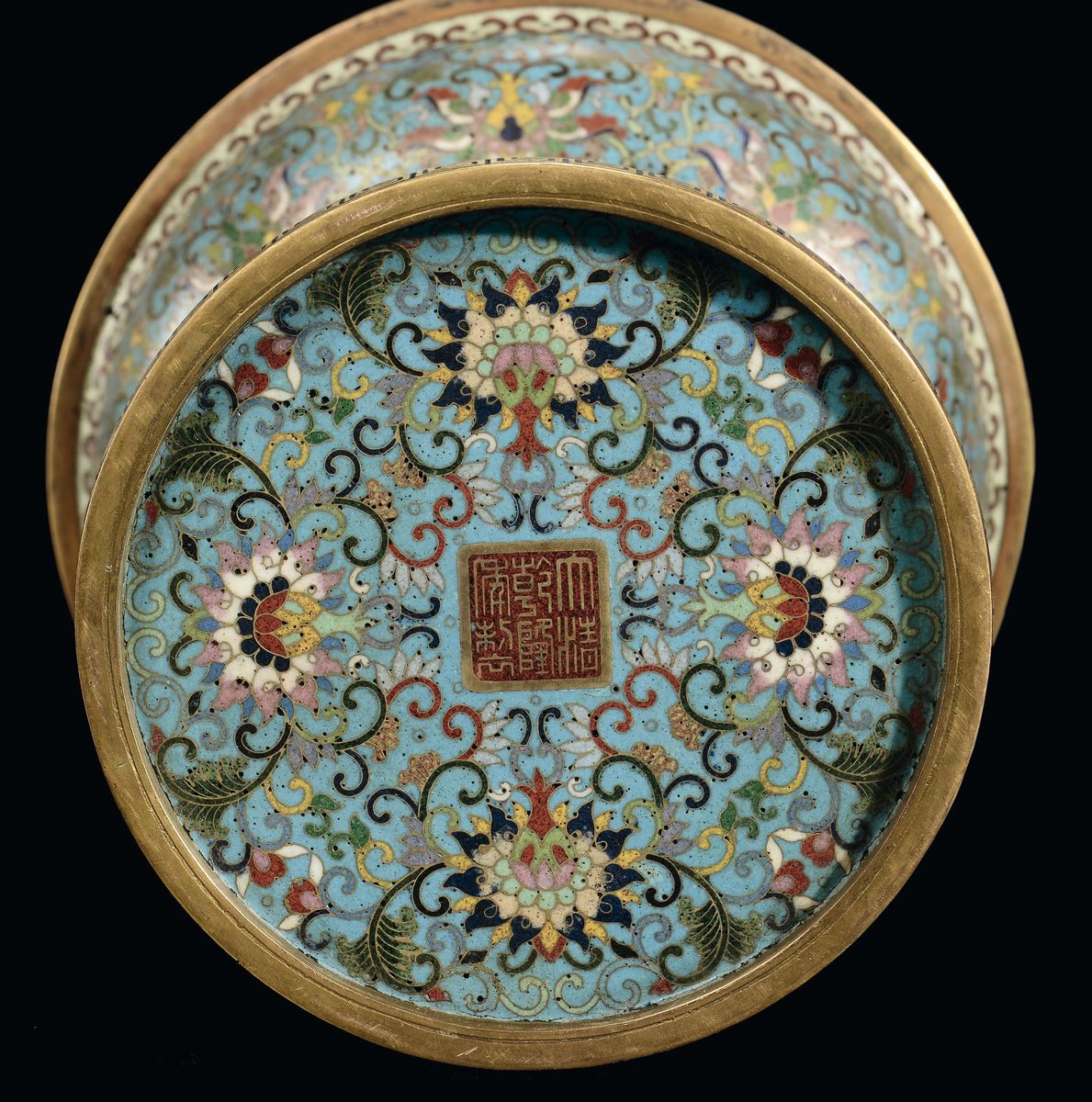 Coppia di Alzatine Cloisonné, Cina, Dinastia Qing, XIX Secolo
