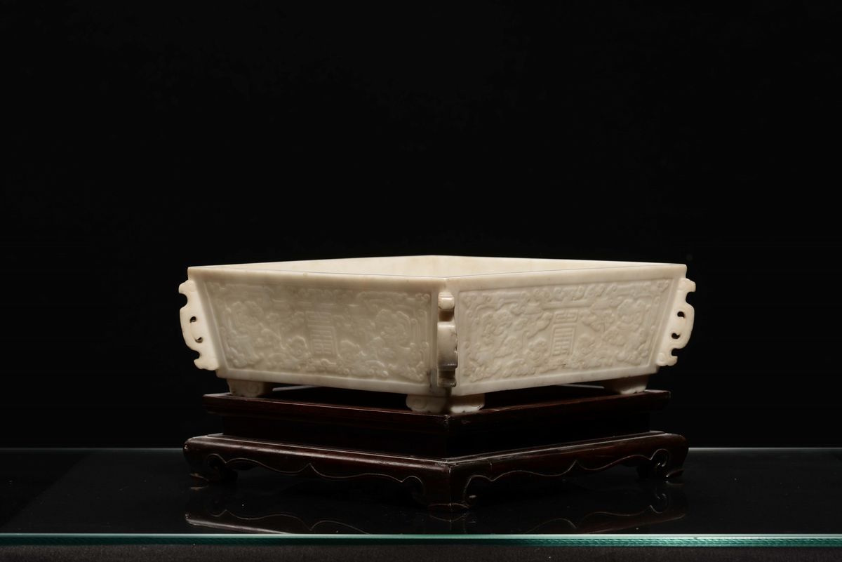 Coppa in Marmo con Incisioni a Motivi Stilizzati, Cina, Dinastia Qing, Periodo Jiaqing ( 1796-182...
