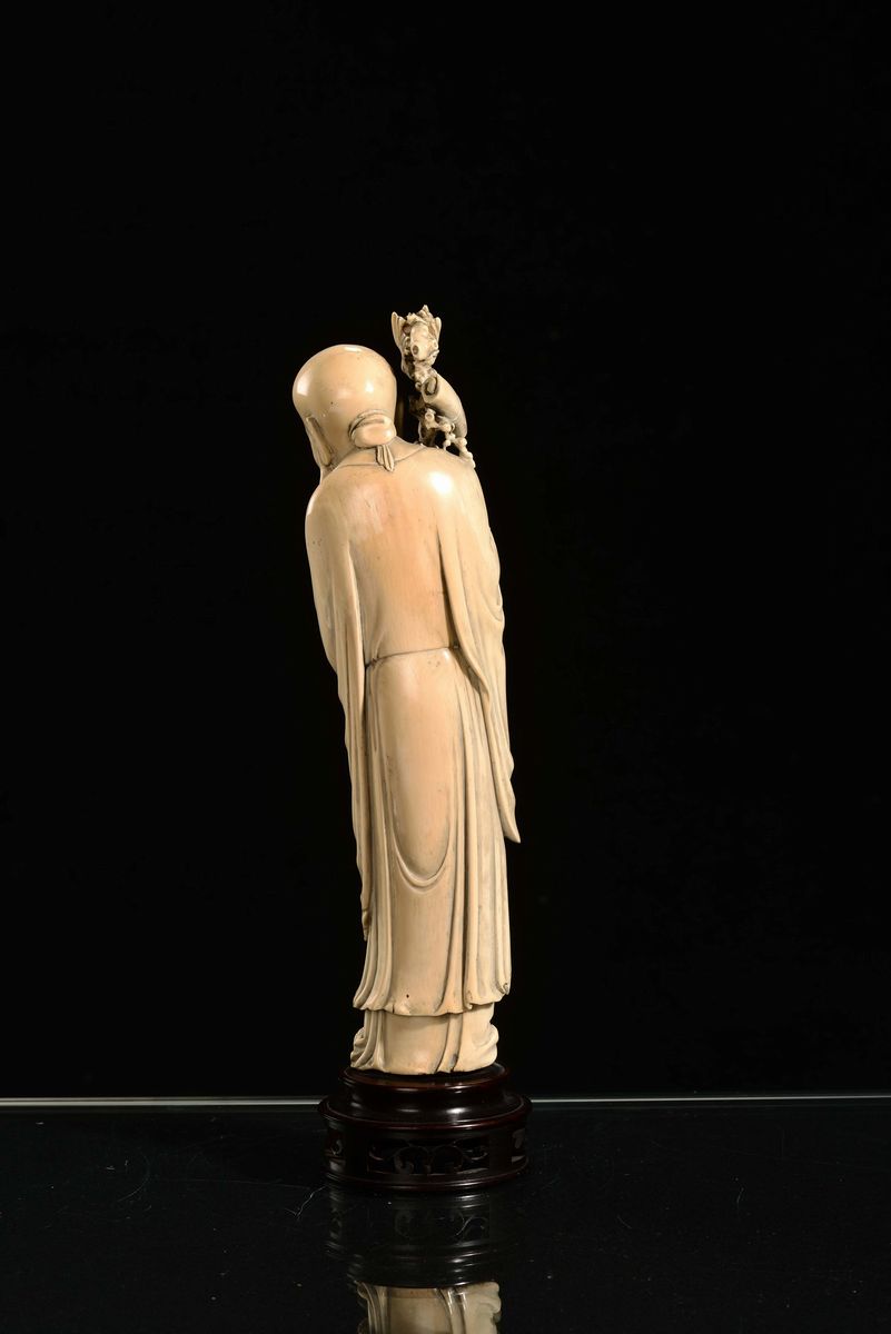 Saggio in Avorio Scolpito, Cina XX Secolo