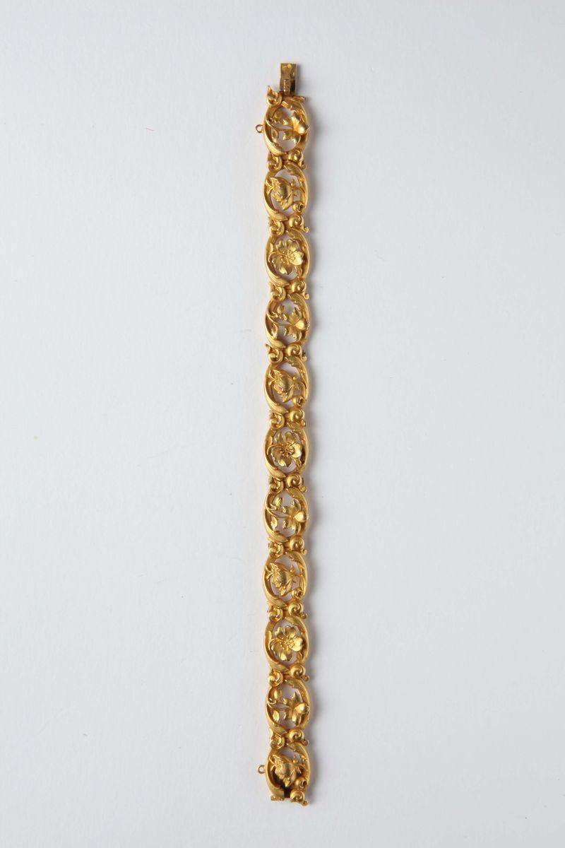 A Liberty gold bracelet  - Auction Silver, Watches, Antique and Contemporary Jewelry - Cambi Casa d'Aste