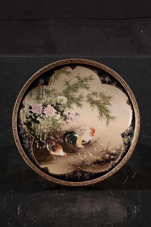 Coppia di piatti in porcellana con raffigurazione di galli, Cina XX secolo
