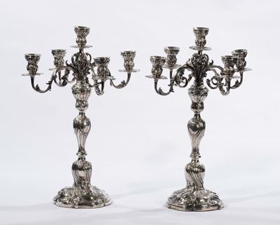 Coppia di Candelieri a Cinque Luci in Argento, Germania