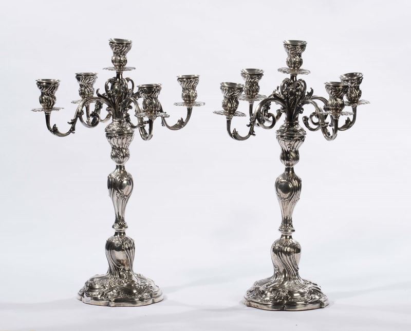 Coppia di candelieri a cinque luci in argento, Germania  - Asta Argenti e Gioielli - Cambi Casa d'Aste