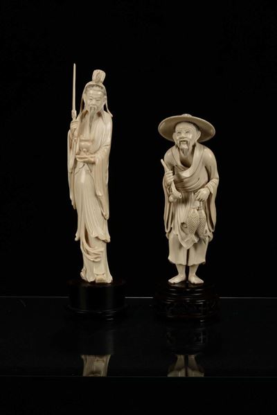 Lotto di Due Statuine in Avorio, Cina, Repubblica