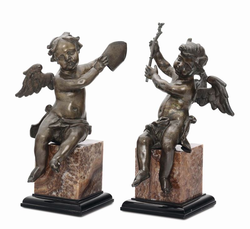 Coppia di angeli barocchi in bronzo fuso e cesellato, arte italiana del XVII secolo  - Asta Scultura e Oggetti d'Arte - Cambi Casa d'Aste