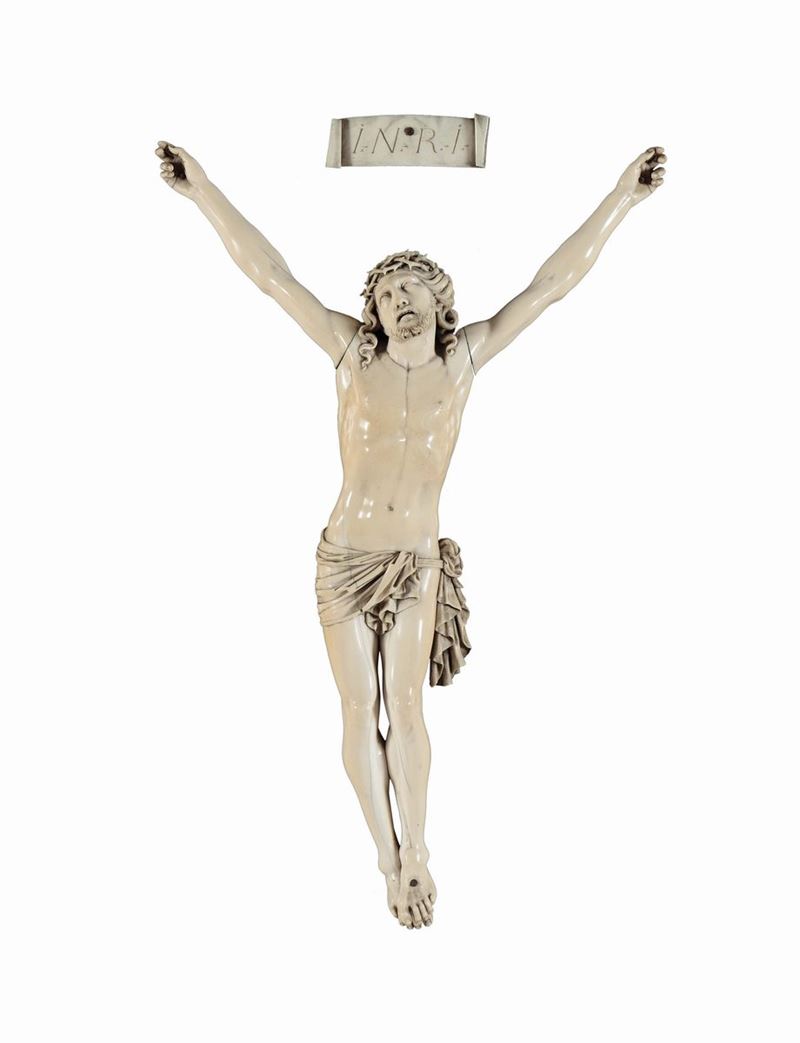 A carved ivory living Christ, France or Germany, 18th century  - Auction Fine Arts from refined private house - Cambi Casa d'Aste