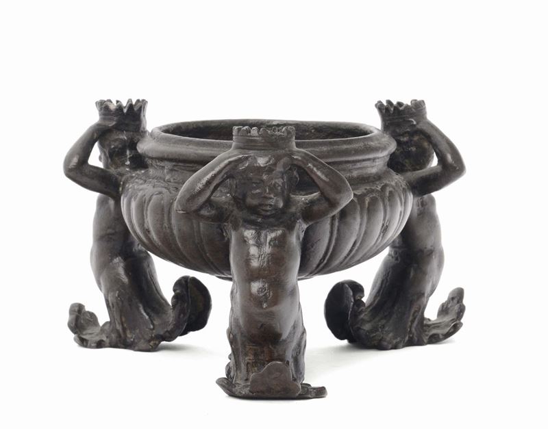 A molten and chiselled bronze inkwell, Venetian, 17th century  - Auction Fine Arts from refined private house - Cambi Casa d'Aste