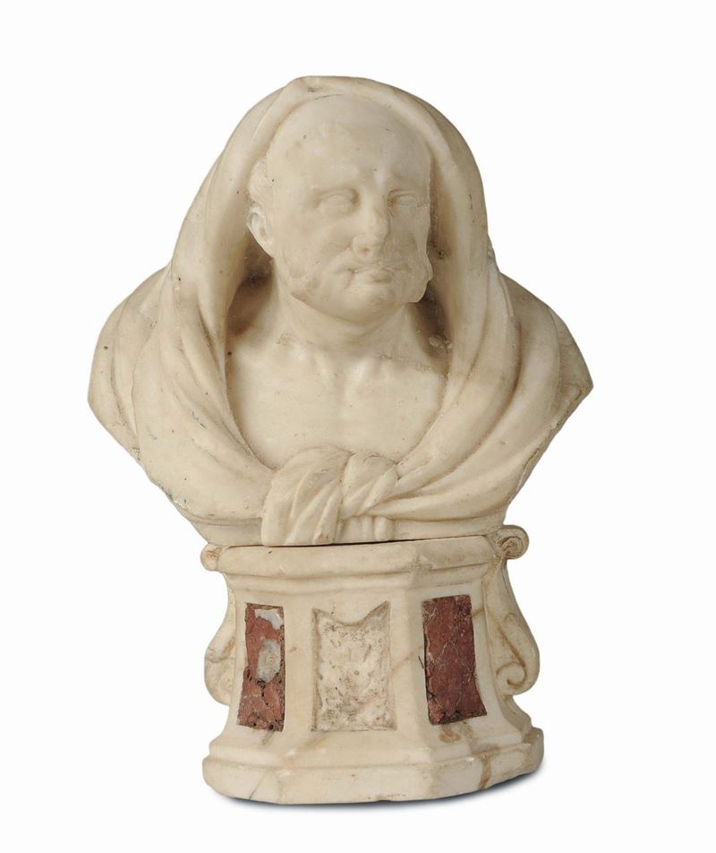 A white marble male bust on polygonal base with reserves in coloured marble, Italian sculptor of the 17th century  - Auction Sculpture and Works of Art - Cambi Casa d'Aste