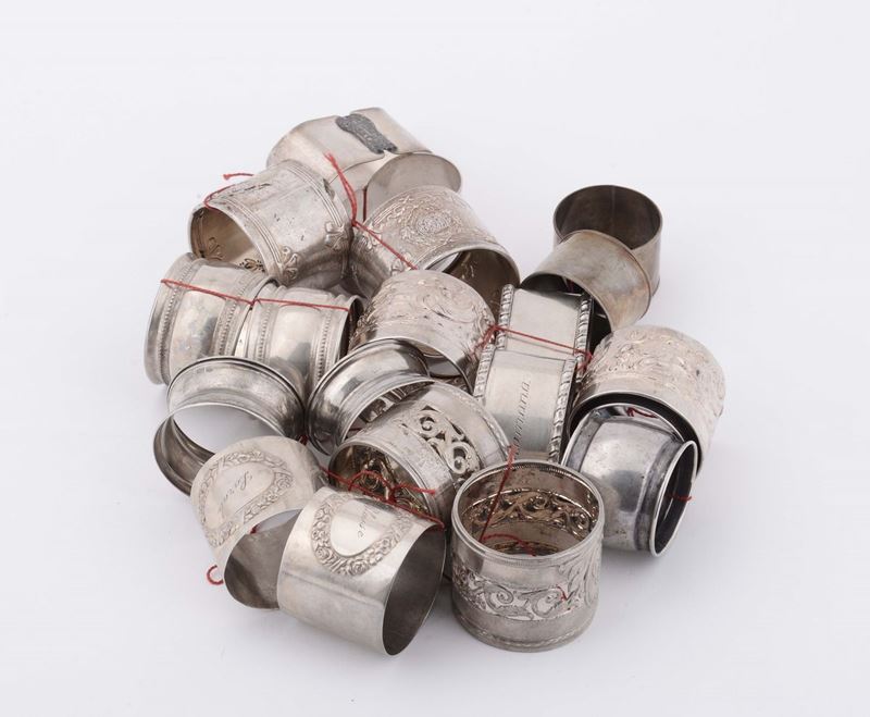 Dieci coppie di portatovaglioli in argento, XIX-XX secolo  - Auction Silvers and Jewels - Cambi Casa d'Aste