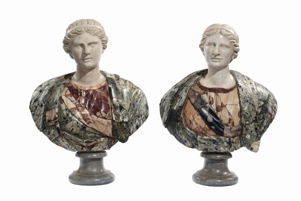 Coppia di busti in marmi colorati di fusto classico, Italia XIX-XX secolo