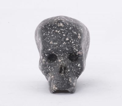 Memento Mori in Porfido Nero