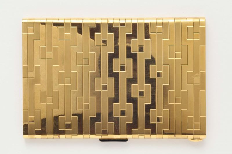 A gold cigarette case  - Auction Silver, Watches, Antique and Contemporary Jewelry - Cambi Casa d'Aste