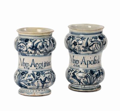 Due Albarelli di Farmacia in Maiolica, Albisola Fine XVII - Inizio XVIII Secolo