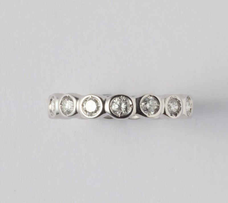 Eternity con diamanti per ct 1,40  - Auction Ancient and Contemporary Jewelry and Watches - Cambi Casa d'Aste