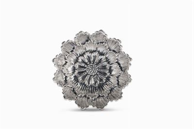 Piatto in Sterling 925 a Guisa di Fiore, Gianmaria Buccellati