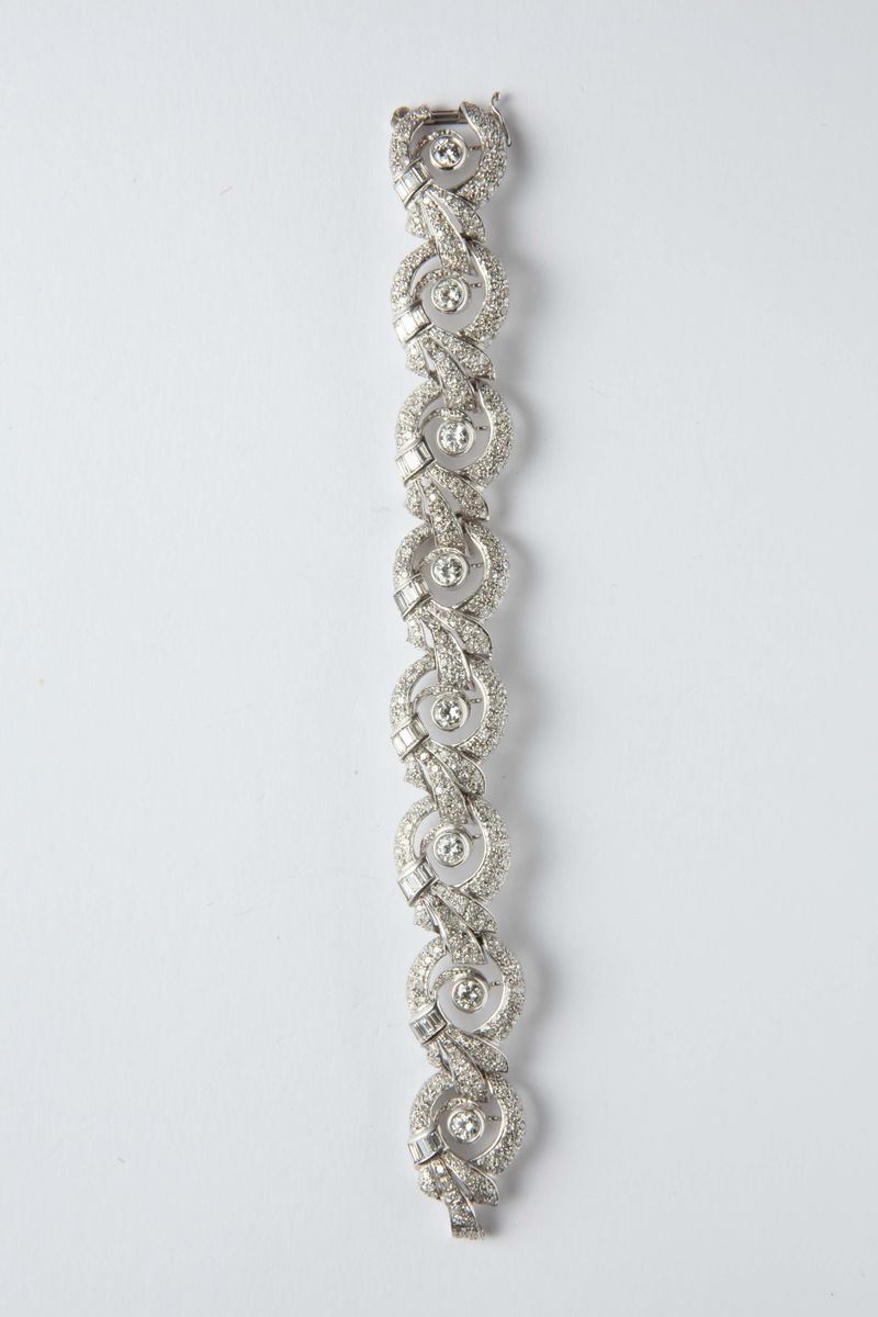 A diamond and platinum bracelet  - Auction Silver, Watches, Antique and Contemporary Jewelry - Cambi Casa d'Aste
